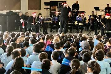 Sones navideños en el Colegio de Lomo Magullo (Foto TA)